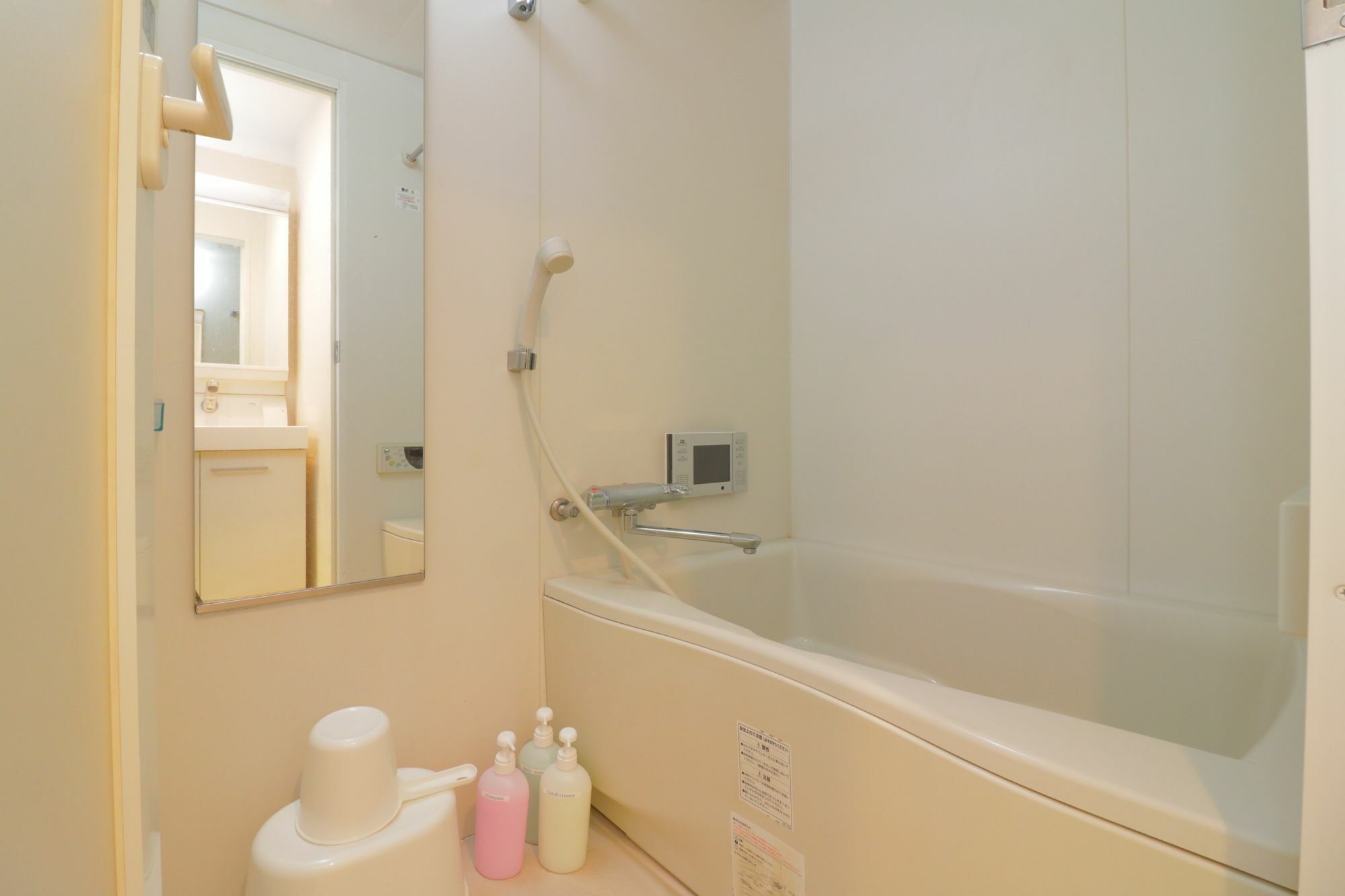 Hg Cozy Hotel No 17 通天閣前 Οσάκα Εξωτερικό φωτογραφία