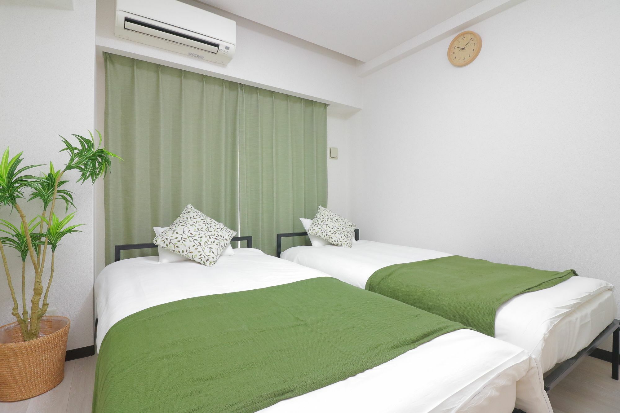 Hg Cozy Hotel No 17 通天閣前 Οσάκα Εξωτερικό φωτογραφία